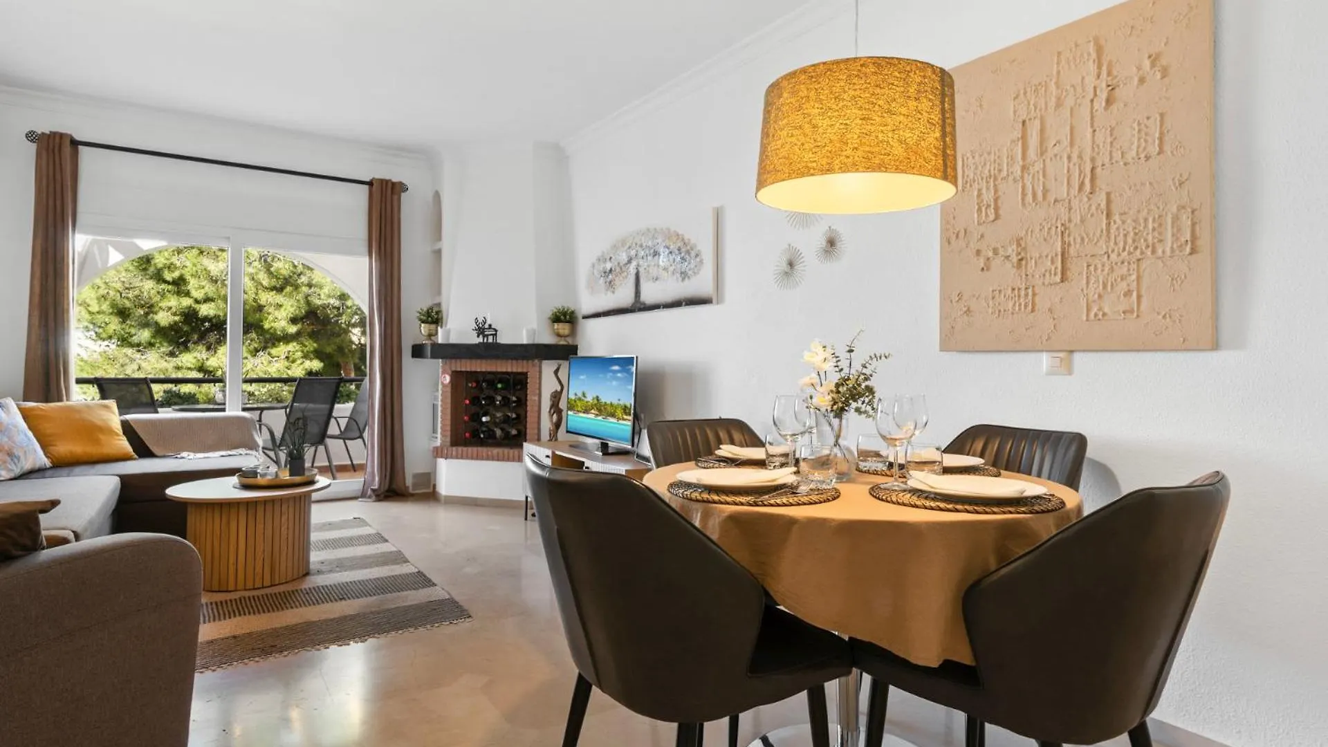 Cozy Apartment With Pool In Riviera Del Sol By Costarentals - Ref 153 Sitio de Calahonda